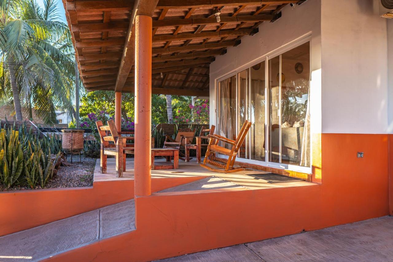 Casa Belen - Beautiful Beach View Home On Stone Island Isla La Piedra Bagian luar foto