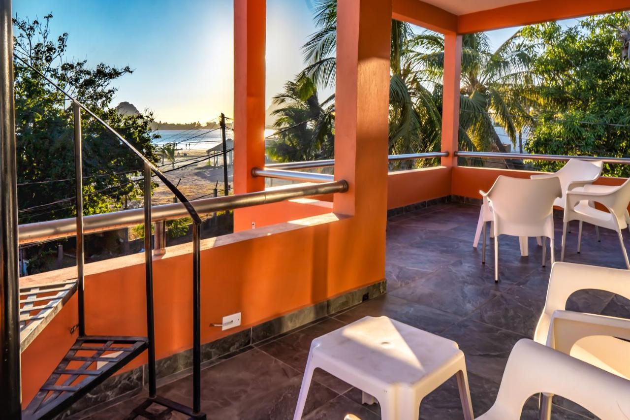 Casa Belen - Beautiful Beach View Home On Stone Island Isla La Piedra Bagian luar foto