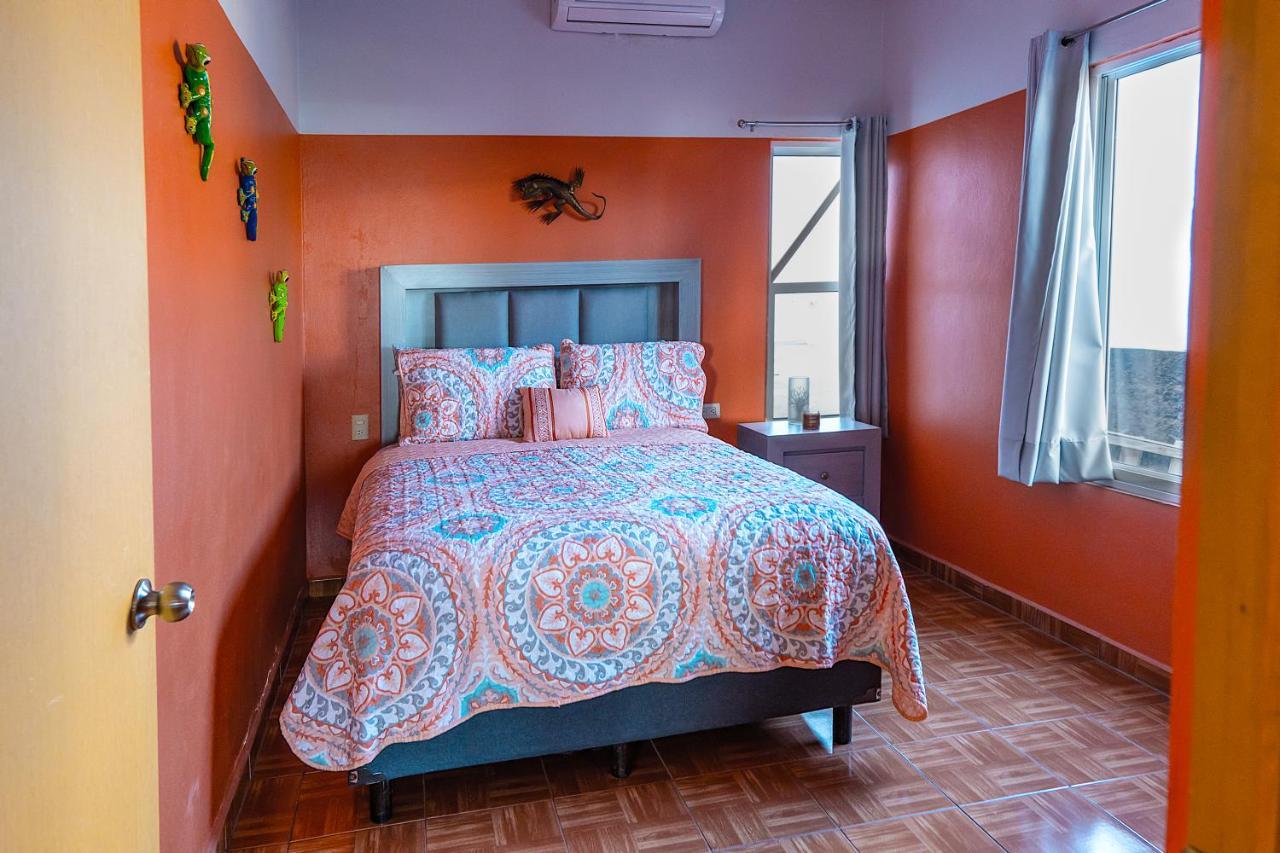 Casa Belen - Beautiful Beach View Home On Stone Island Isla La Piedra Bagian luar foto